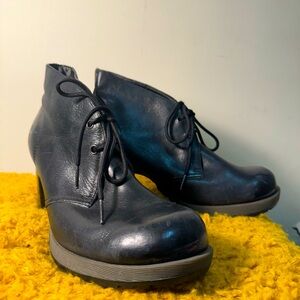 Doc Martens Women’s Viviana Black Leather Heel Platform Sz 10